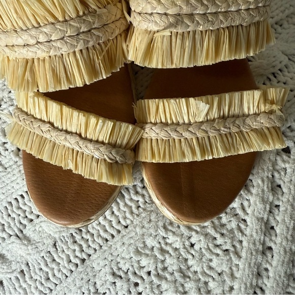 Andre Assous Nori Fringe Espadrille Wedge Size 37 main image 0